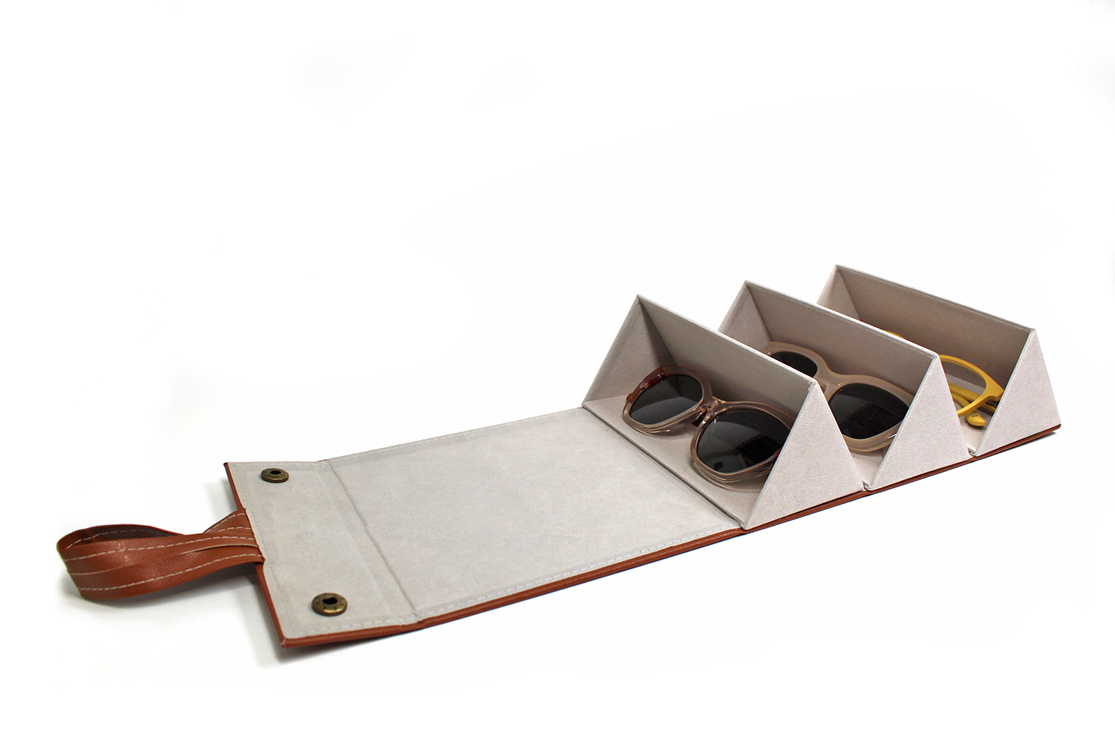 Estuche Triple Ecocuero Caf&eacute;